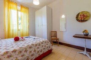 3 Schlafzimmer, Bügeleisen/Bügelbrett, Internetzugang, Bettwäsche