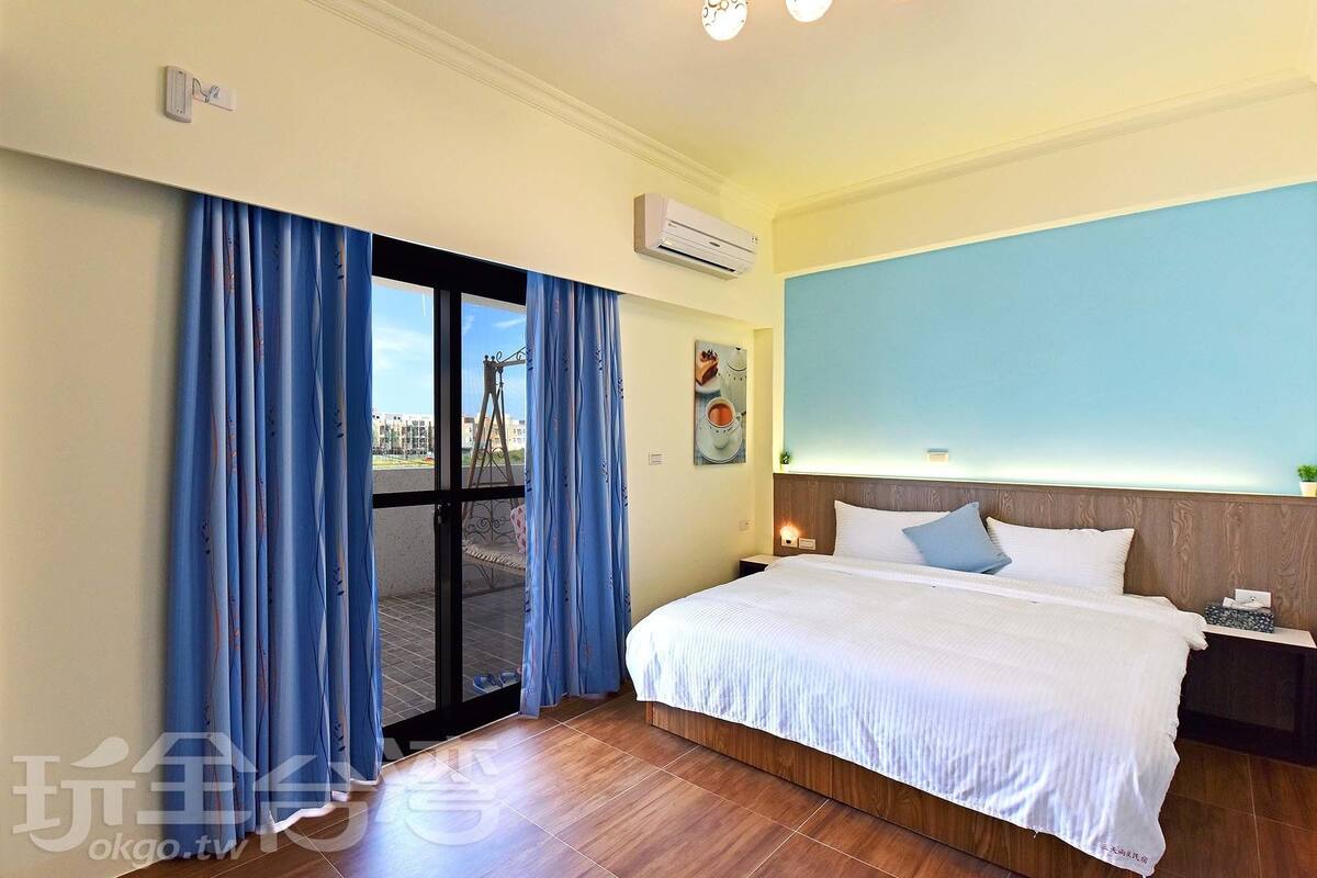 Classic Double Room, 1 Double Bed | Blackout drapes, free WiFi, bed sheets