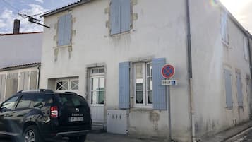 Esterni