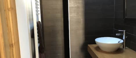 Tina y secadora de cabello