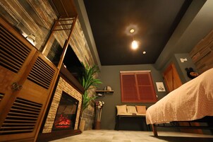 Classic Room, 1 Bedroom | 1 bedroom, down comforters, individually decorated