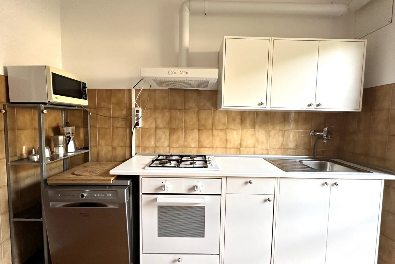 Fridge, oven, dishwasher