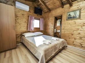 1 bedroom, free WiFi - Beautiful apartment in villa for 2 people with A/C, WIFI, TV and terrace (Biograd Na Moru)