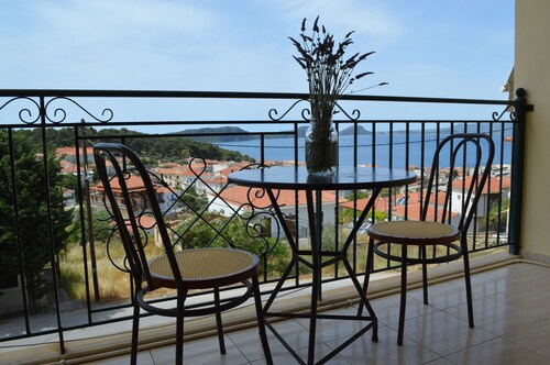 Best House Sea View Apartment