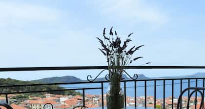 Best House Sea View Apartment