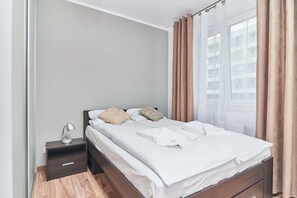 1 chambre, fer et planche à repasser, Wi-Fi, literie fournie