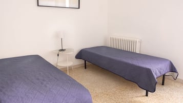 2 habitaciones y ropa de cama