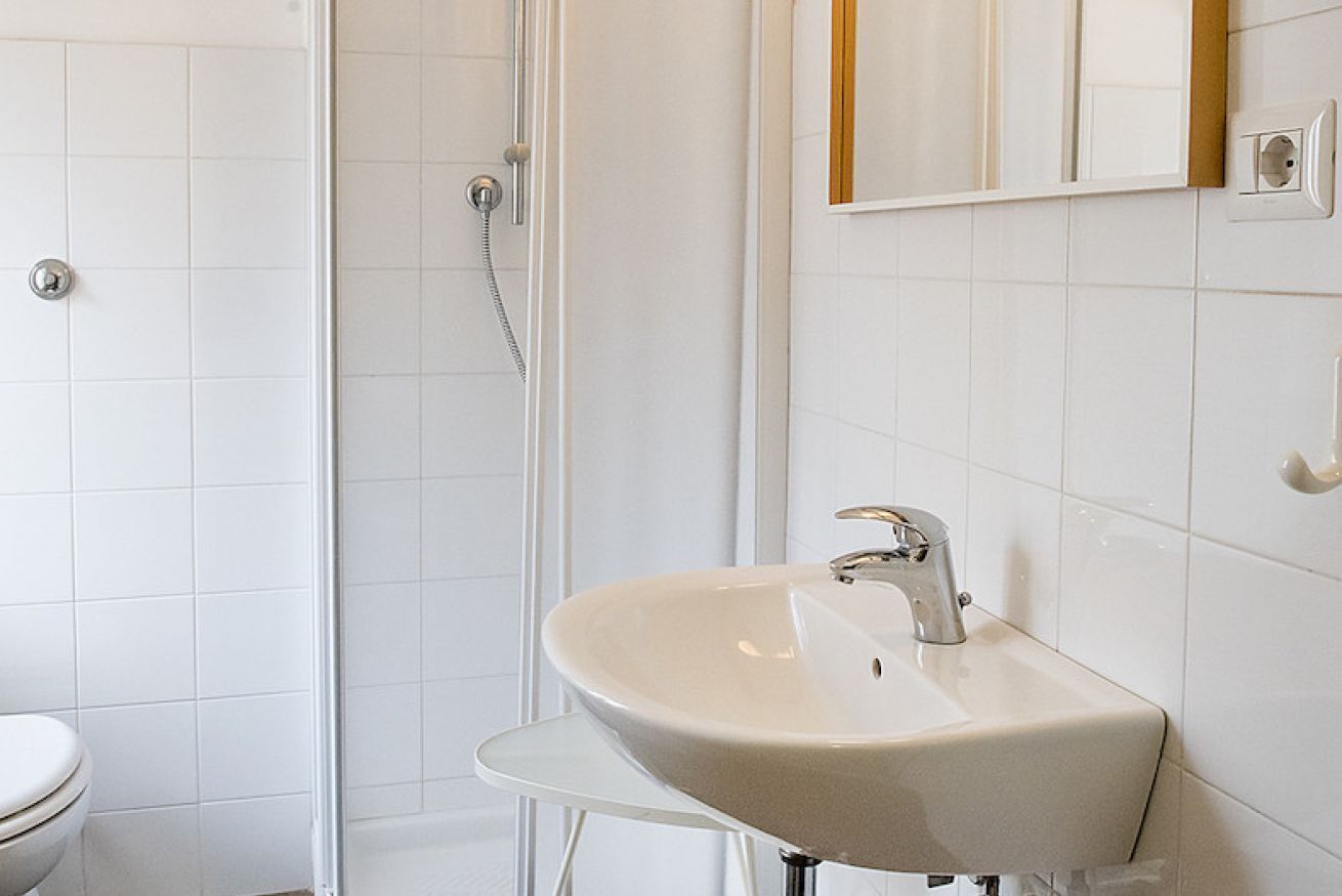 Dusche, Bidet, Handtücher