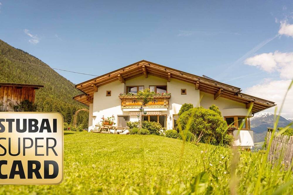 Farm holidays with a fantastic location in summer incl. Stubai Super Card