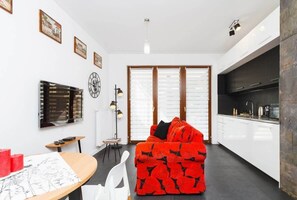 TV - Stylish Apartment near the Station | Parking | Balcony (Kraków)