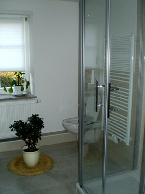 Bruser, hårtørrer, håndklæder, Sæbe