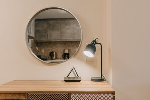 Appartement Deluxe, 1 grand lit et 1 canapé-lit, cuisine, vue cour intérieure