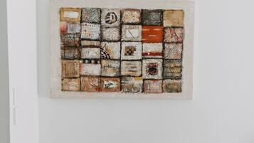 1 bedroom, individually decorated, individually furnished, desk