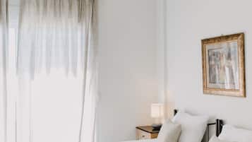 Comfort Apartment, 1 Bedroom, Terrace, City View | 1 bedroom, individually decorated, individually furnished, desk