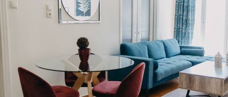 舒適公寓, 多張床, 廚房 | 客廳 | 平面電視