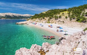 Hiking - Villa Valis (Baska)