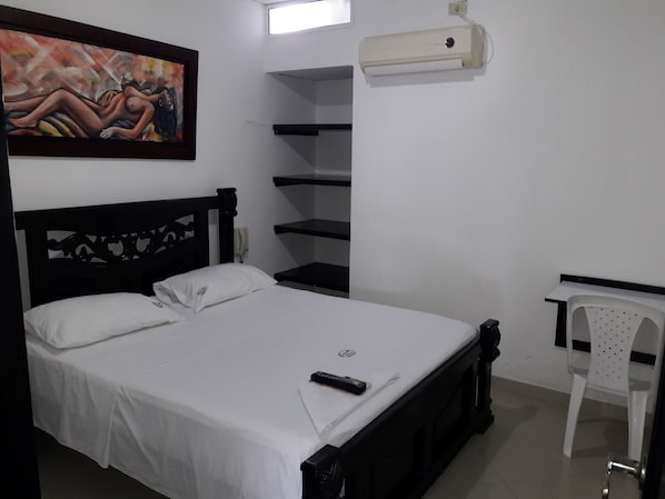 Standard Double Room, 1 Queen Bed, City View
