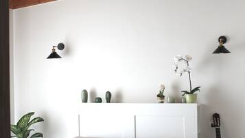 1 camera, ferro/asse da stiro, Wi-Fi, lenzuola