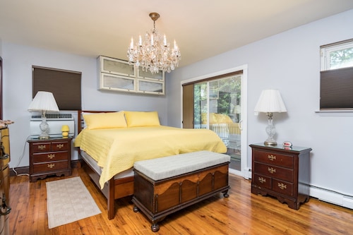 AMAZINGLY  RELAXING 2nd floor - full 2 BR/Bath/Full kitchen/Diswasher