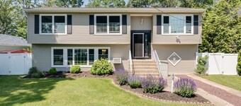 AMAZINGLY  RELAXING 2nd floor - full 2 BR/Bath/Full kitchen/Diswasher