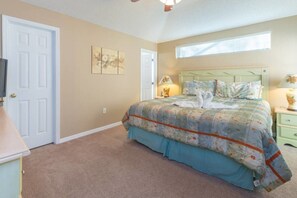 4 chambres, fer et planche à repasser, Wi-Fi gratuit, draps fournis