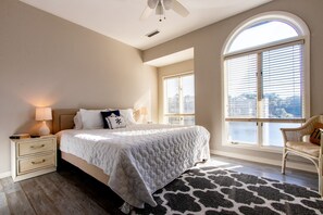 2 bedrooms, iron/ironing board, free WiFi, bed sheets - Picturesque View in Parkside! 2bd/2ba (Kiawah Island)