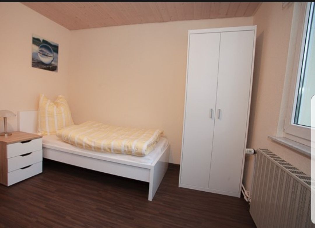 Quarto solteiro econômico, banheiro compartilhado | Wi-Fi de cortesia