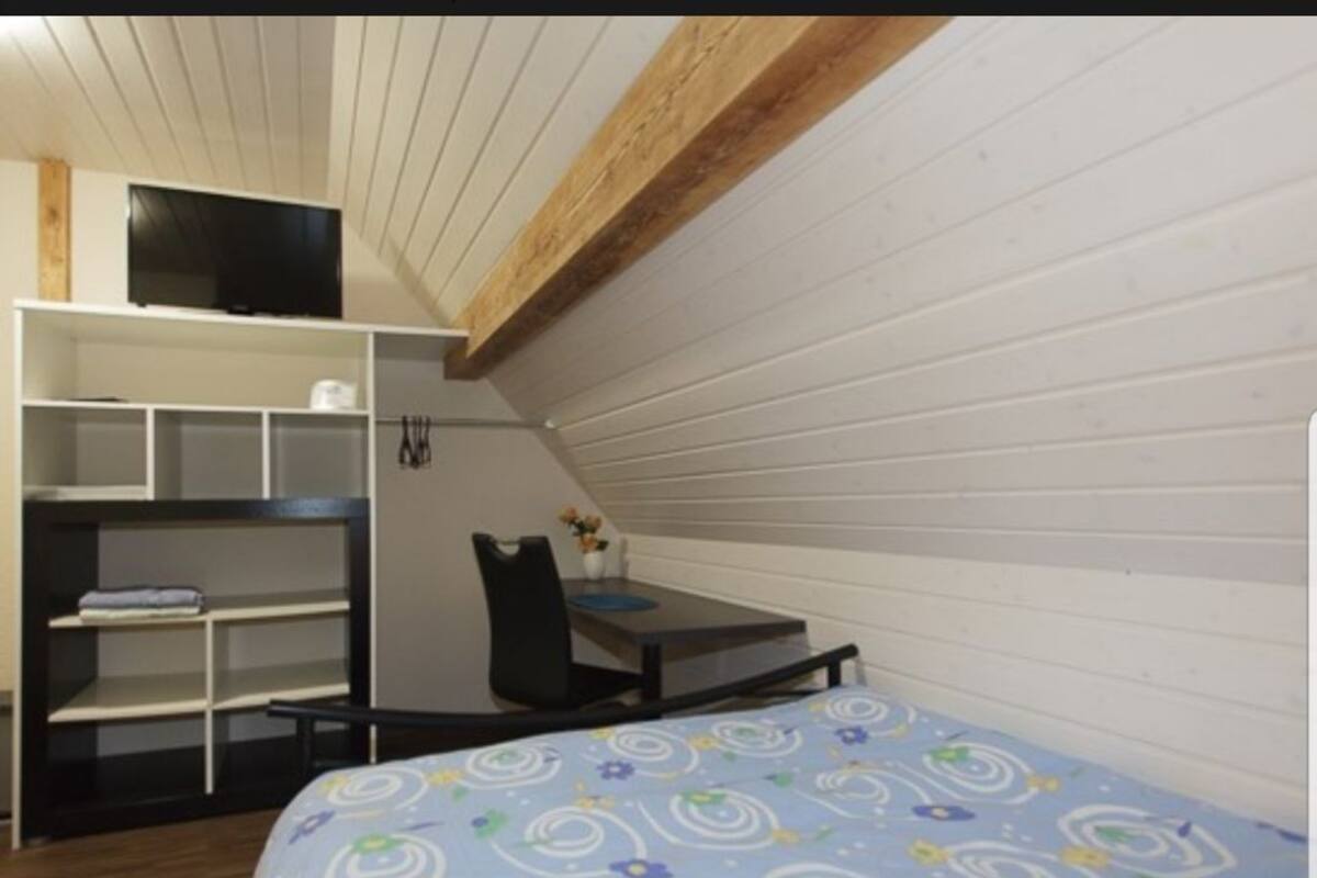 Estúdio | Wi-Fi de cortesia