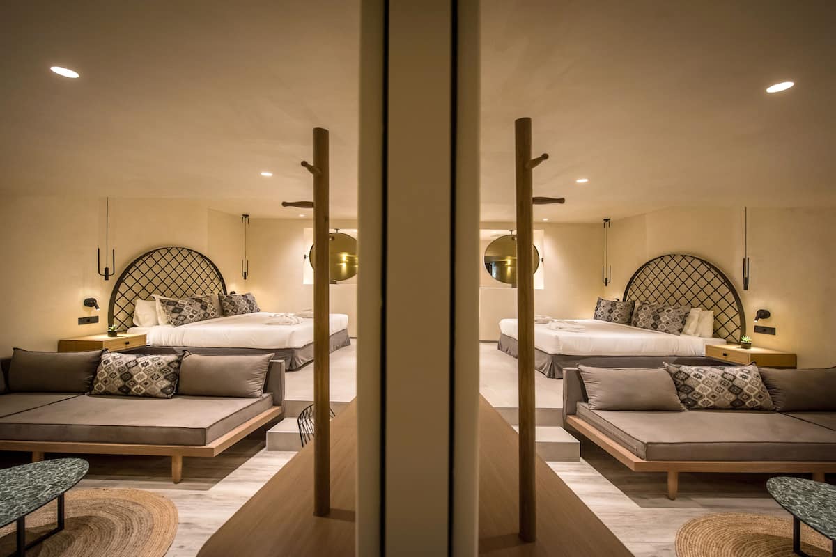 Suite, Private Pool (Interconnecting) | 1 bedroom, hypo-allergenic bedding, minibar, in-room safe