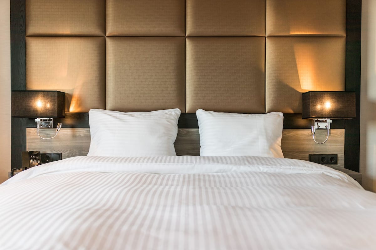 In-room safe, desk, iron/ironing board, free WiFi
