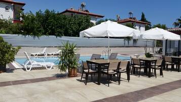 Frokost med lokale retter hver dag (TRY 60 per person)