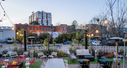 The Longleaf Hotel