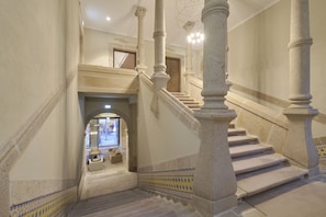 Staircase - PortoBay Flores (Porto)