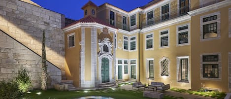 Façade de lâhĂ©bergement