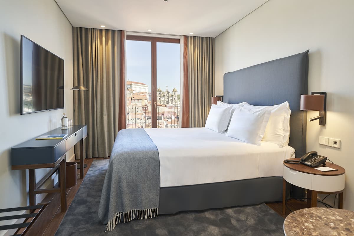 Superior Double Room (Top Floors) | Hypo-allergenic bedding, minibar, in-room safe, free WiFi