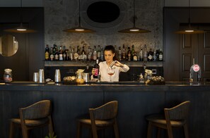 Bar (on property) - PortoBay Flores (Porto)