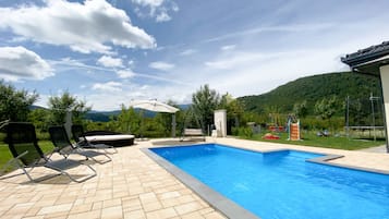 Udendørs pool