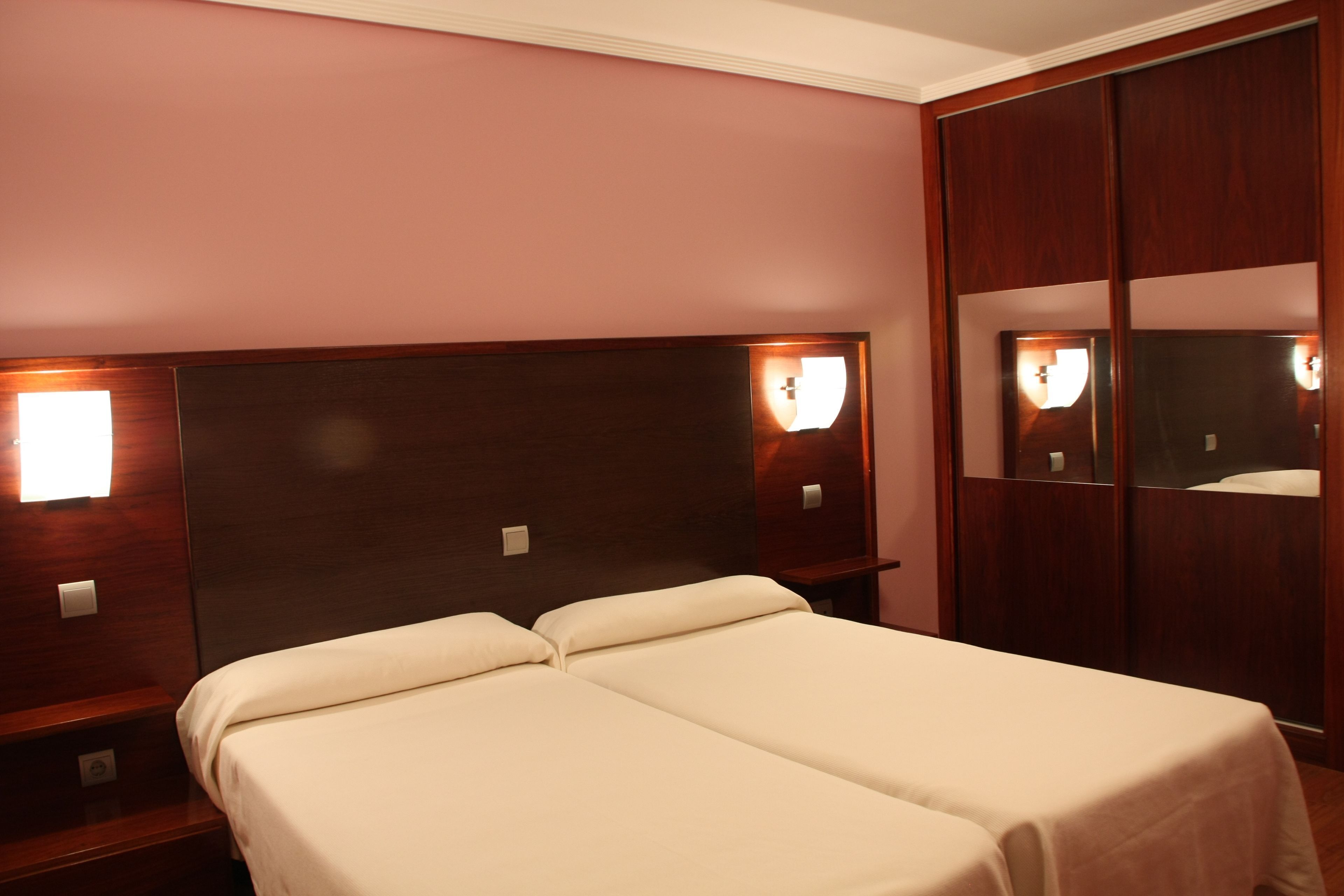 Soundproofing, free cribs/infant beds, free WiFi, wheelchair access