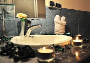 Shower, bidet - Residence Amwajiagadir 3985 (Agadir)