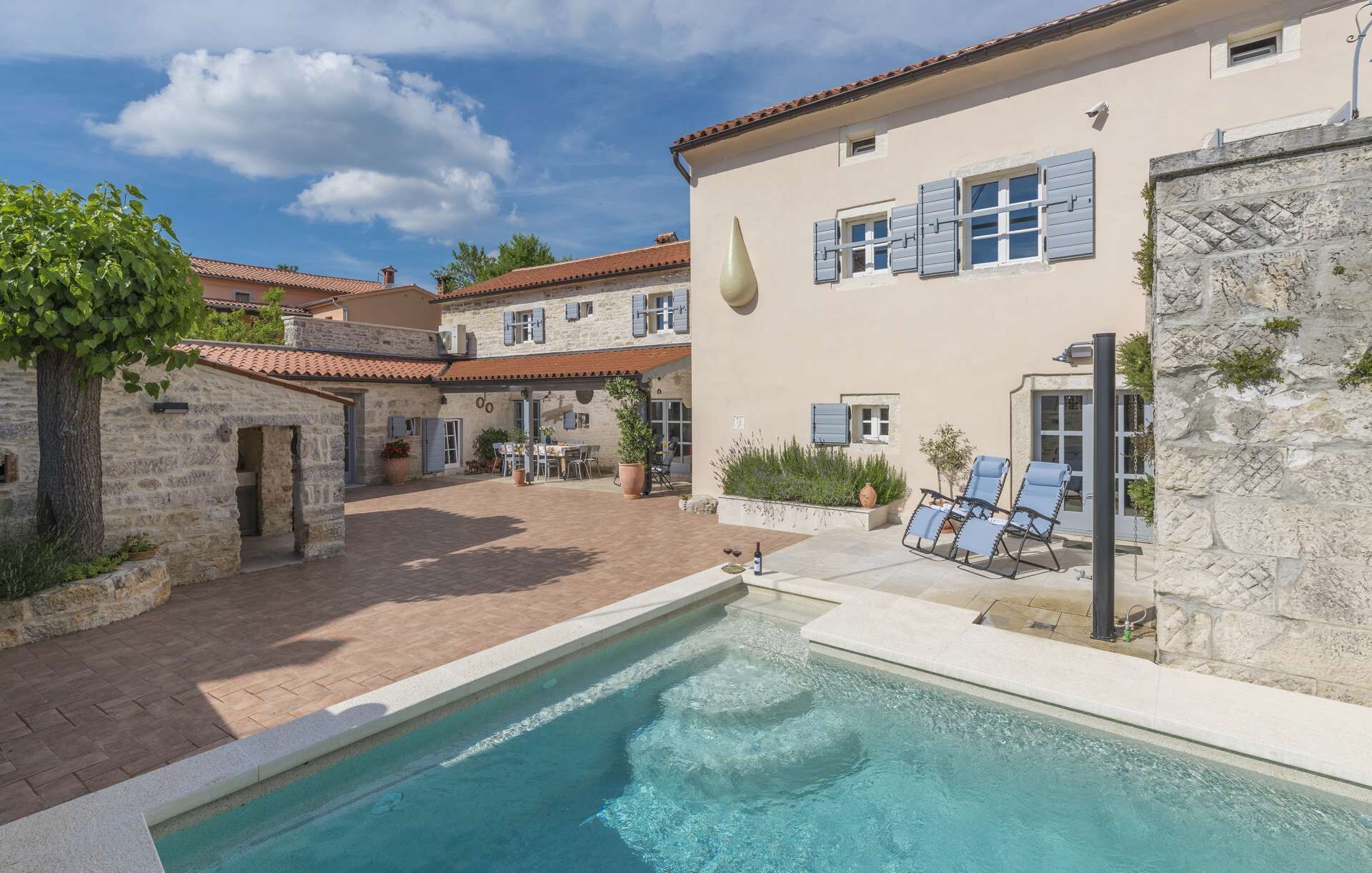 Piscina