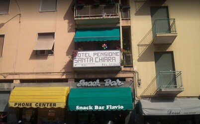 圣奇亚拉比安谢礼卡提亚旅馆