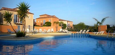 Quiet house in the garrigue, 20 minutes from the beach (6 people)