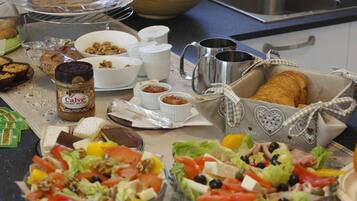 Colazione a base di specialità locali inclusa, servita tutte le mattine