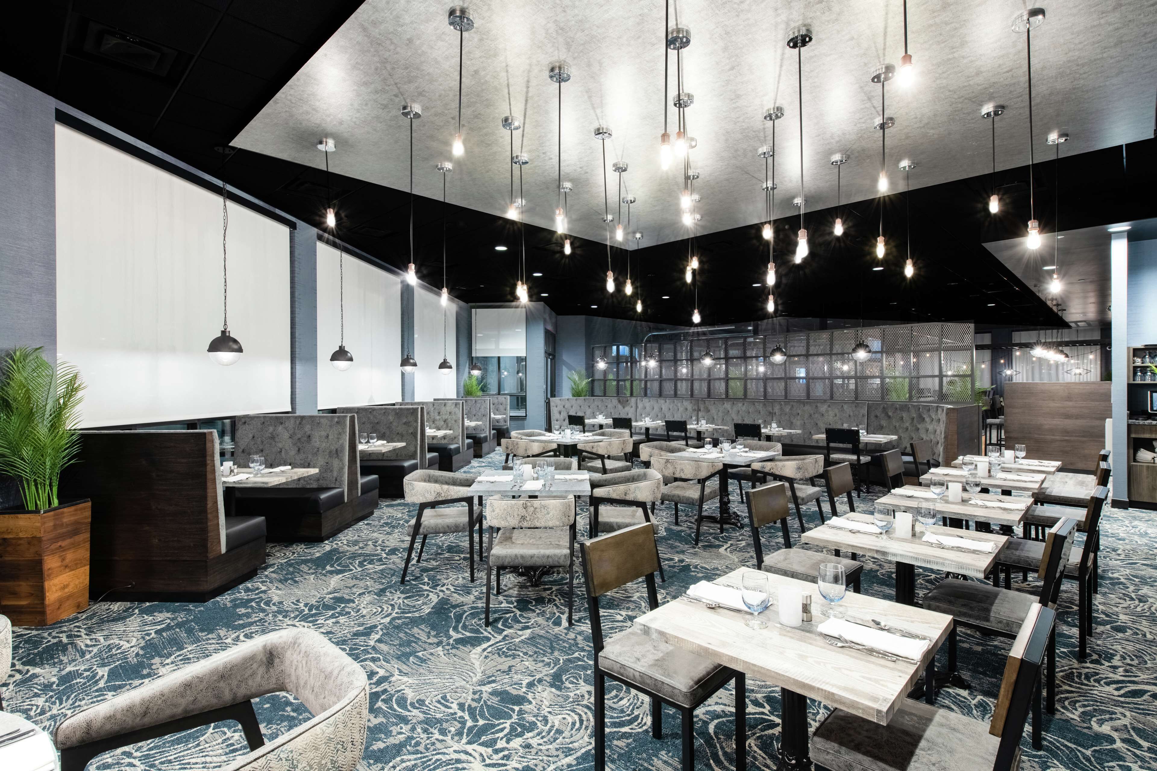 lunch and dinner served