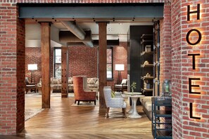 Lobby - The Wilbur Lititz, Tapestry Collection by Hilton (Lititz)