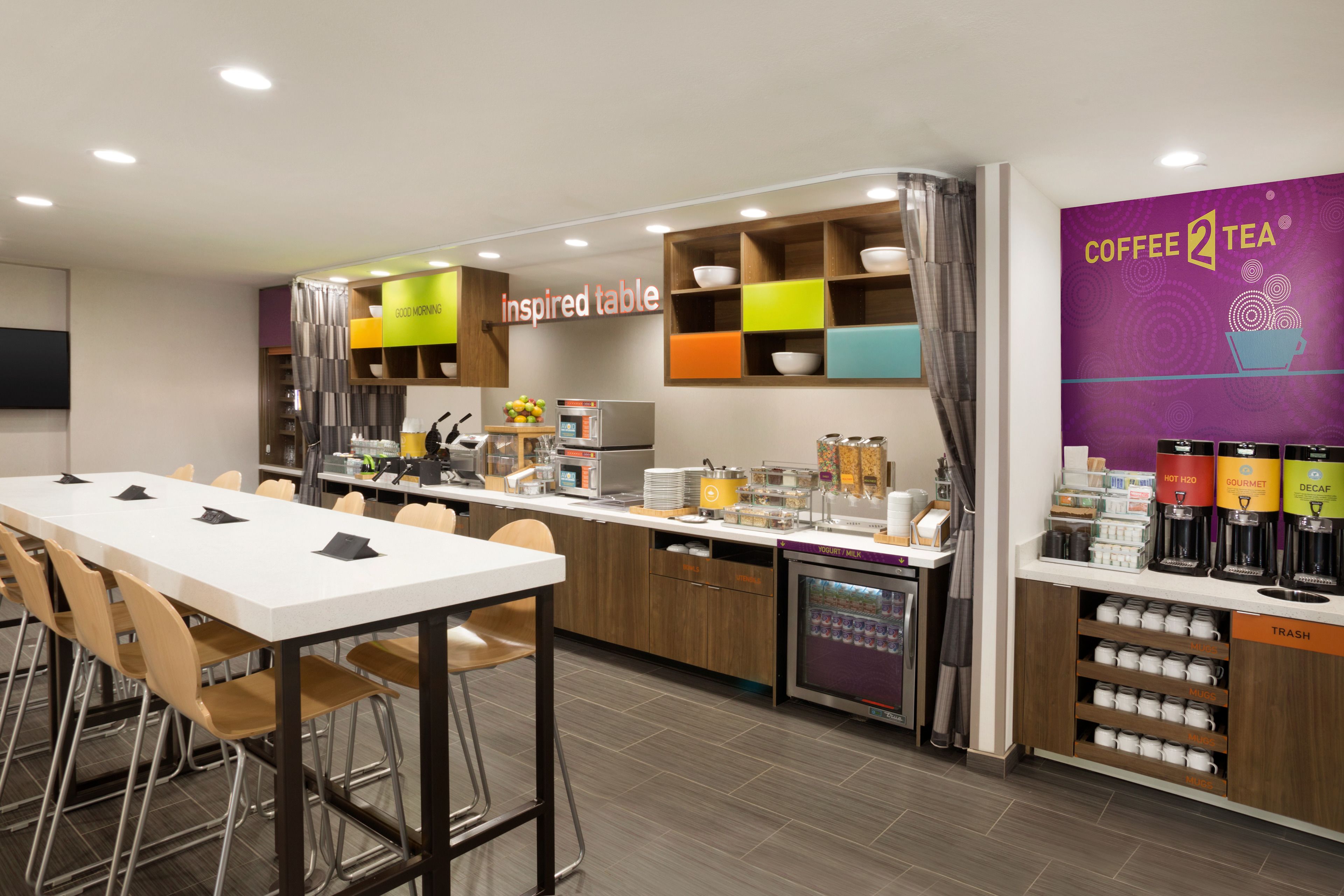 free daily continental breakfast