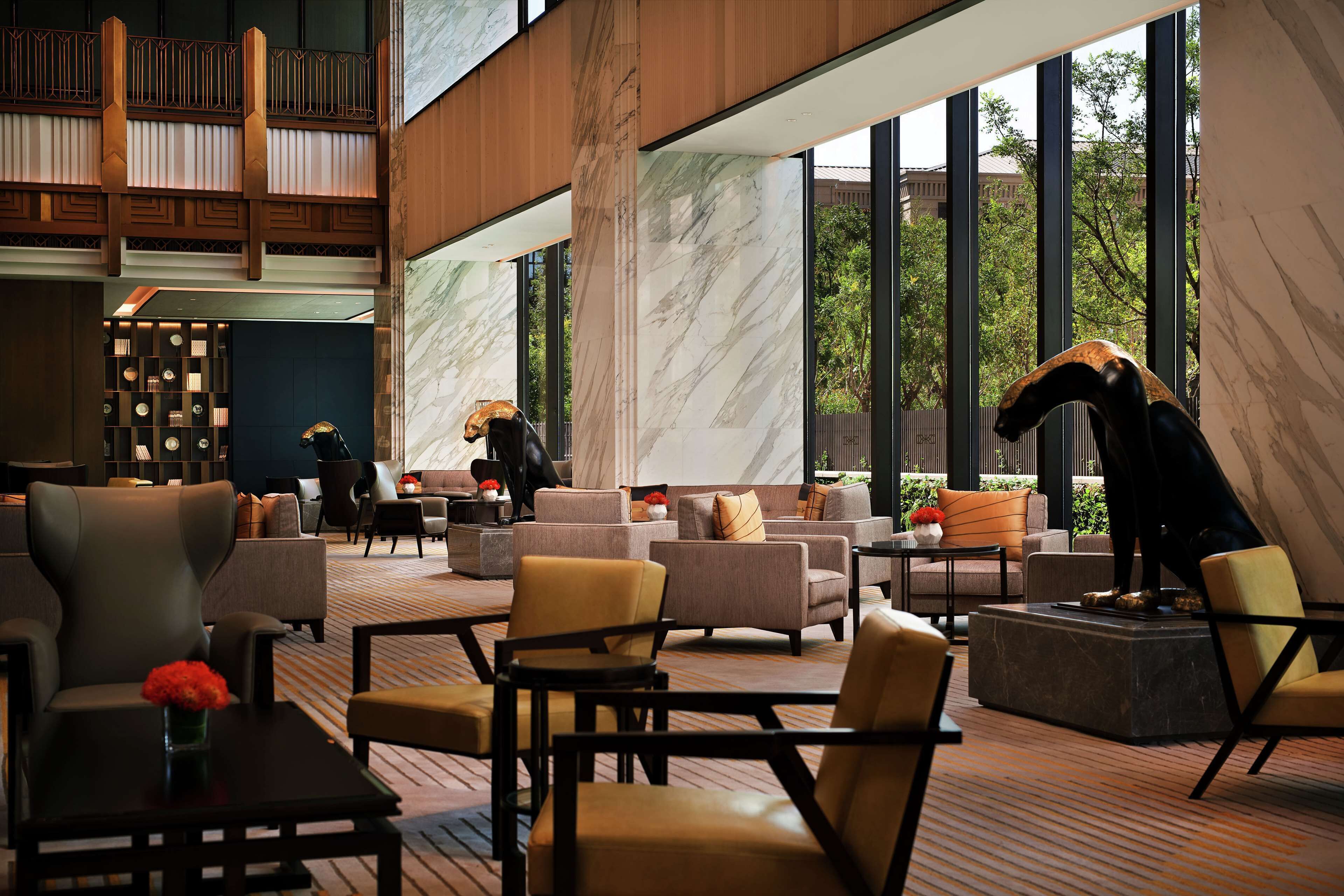 3 restaurants, breakfast, lunch served; local and international cuisine