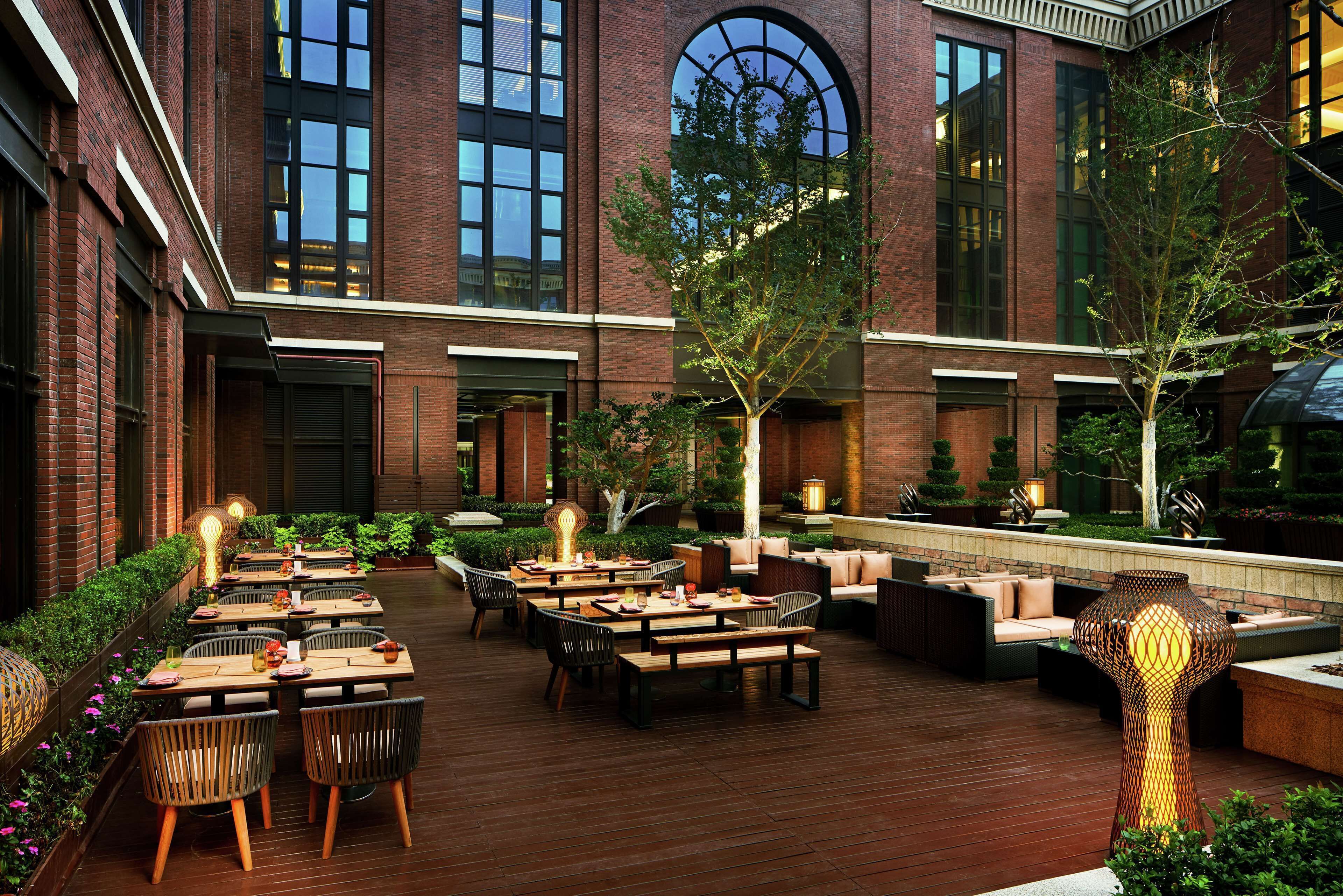 3 restaurants, breakfast, lunch served; local and international cuisine