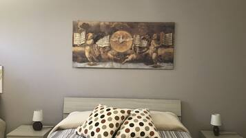 2 bedrooms, desk, soundproofing, iron/ironing board