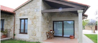 Lomahuoneisto 1, Os Migueliños